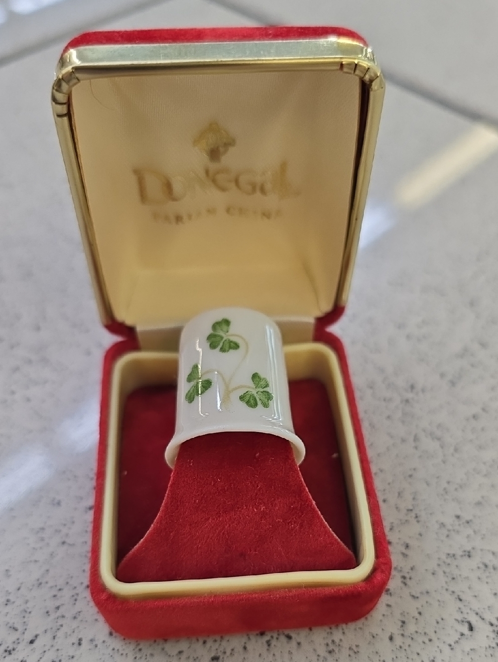 Porcelain Shamrock Thimble - White and Green By Donegal